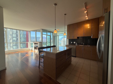 3001 1189 Melville Street, Vancouver, BC, Vancouver — Apartment/Condo for sale