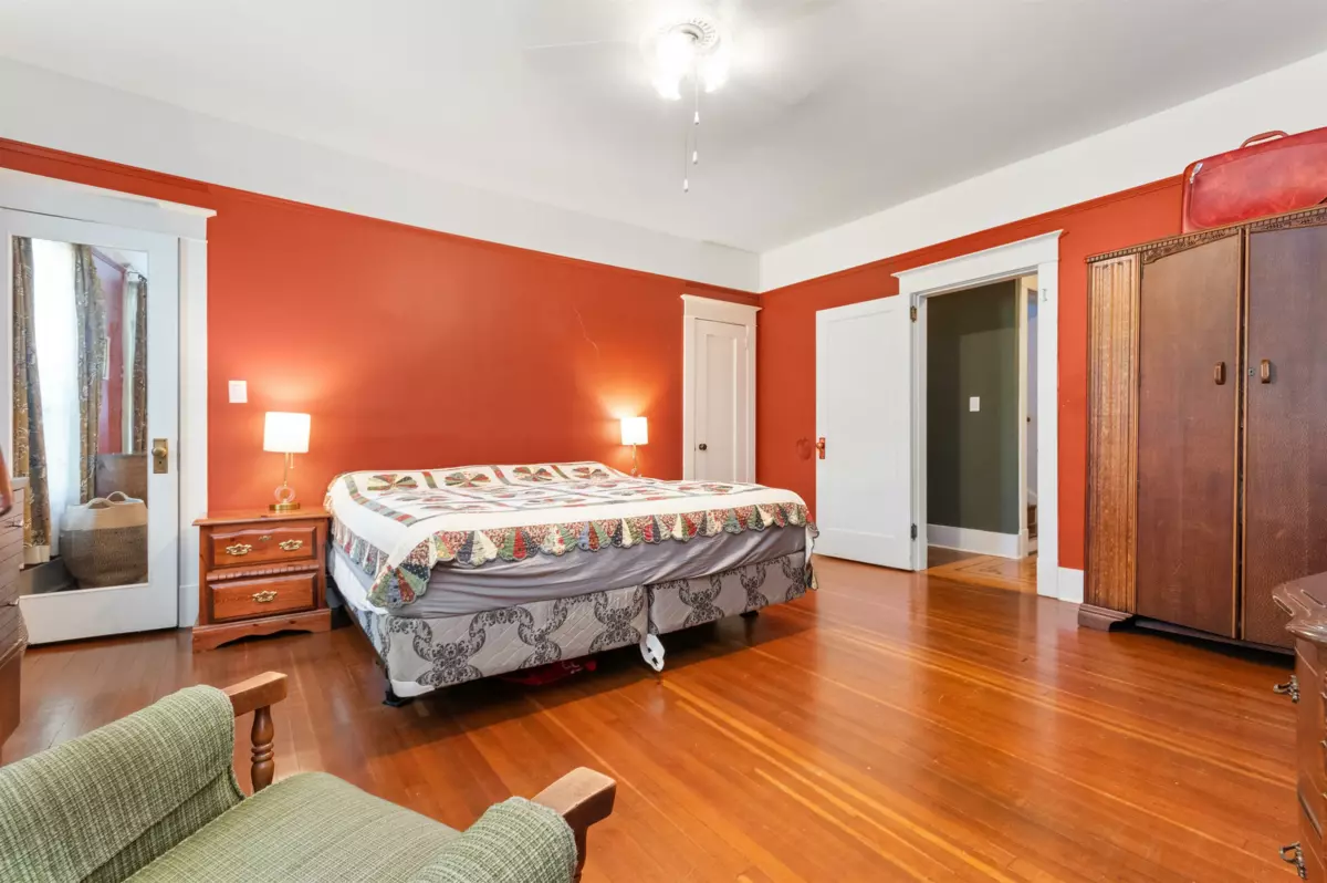 Loft / Bonus Room Photo of 46028 First Avenue, Chilliwack, BC