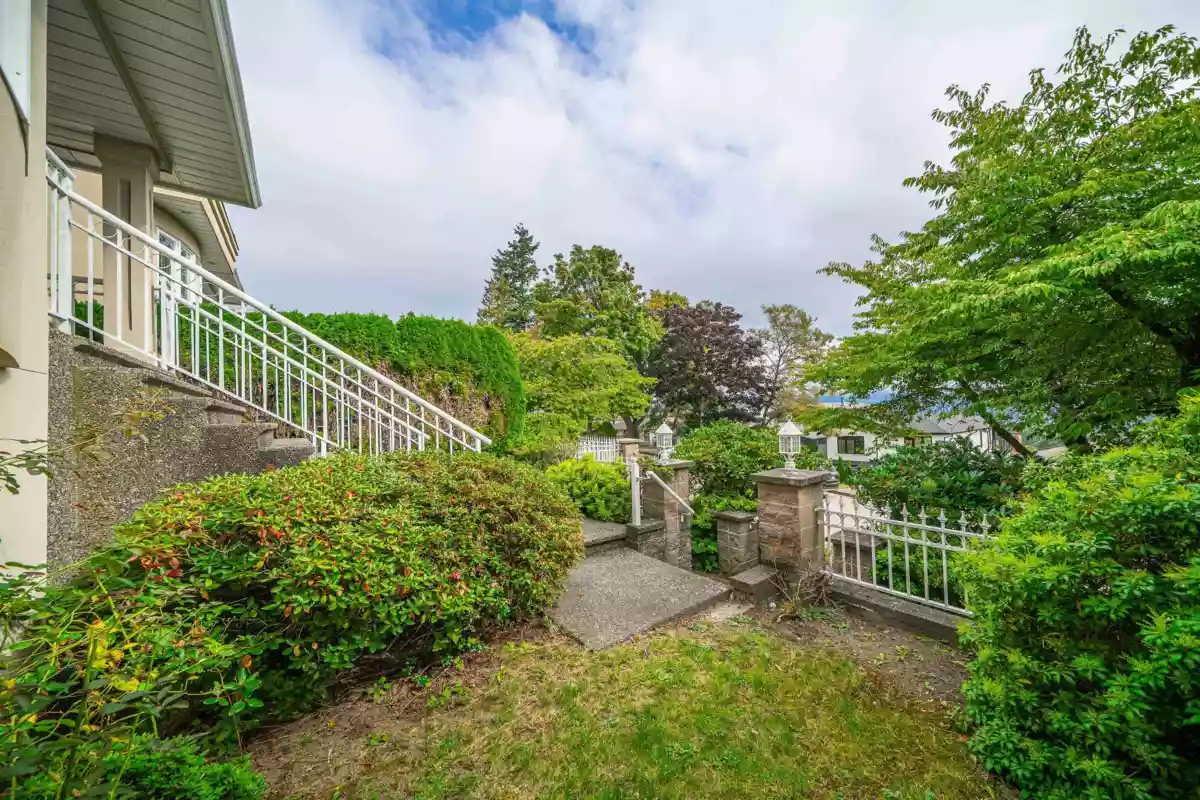 Pantry Photo of 155 Ellesmere Avenue, Burnaby, BC