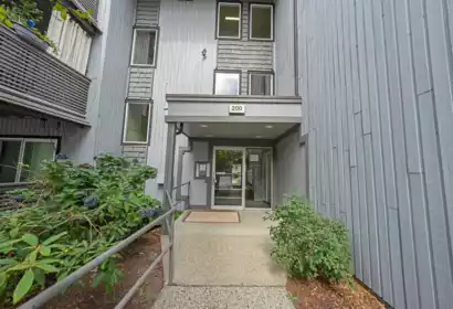 141 200 Westhill Place, Port Moody, BC, Port Moody — Apartment/Condo for sale