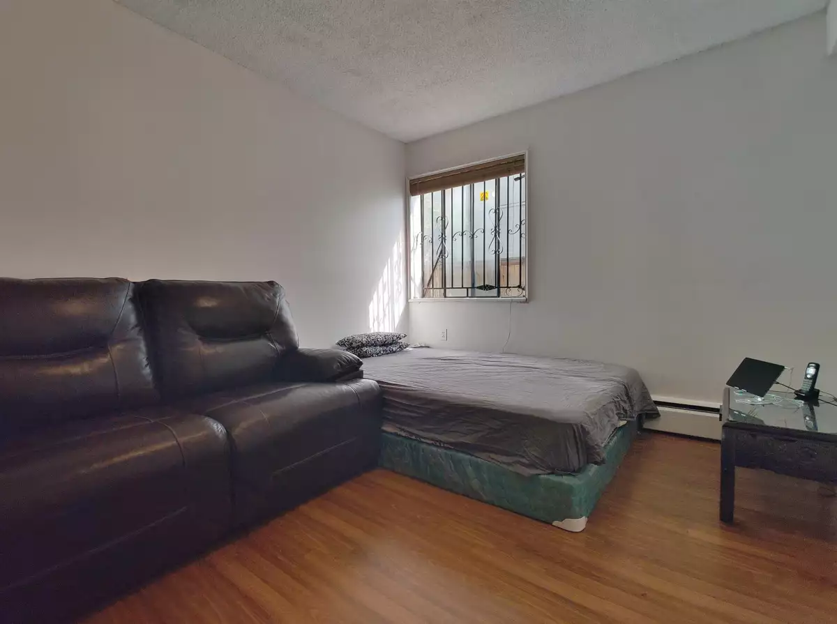 Guest Bathroom Photo of 108 1420 E 7th Avenue, Vancouver, BC