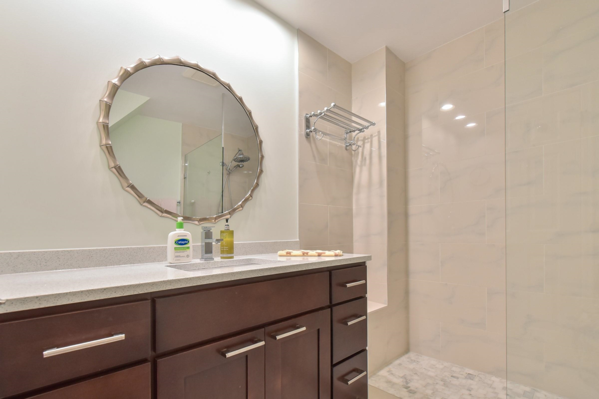 Entry Foyer Photo of 56 6600 Lucas Road, Richmond, BC