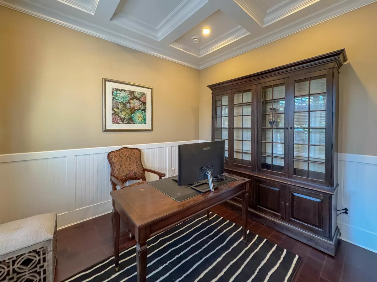 Kitchen Island Photo of 5871 Forsyth Crescent, Richmond, BC