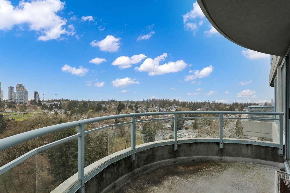 Loft / Bonus Room Photo of 1402 13353 108 Avenue, Surrey, BC