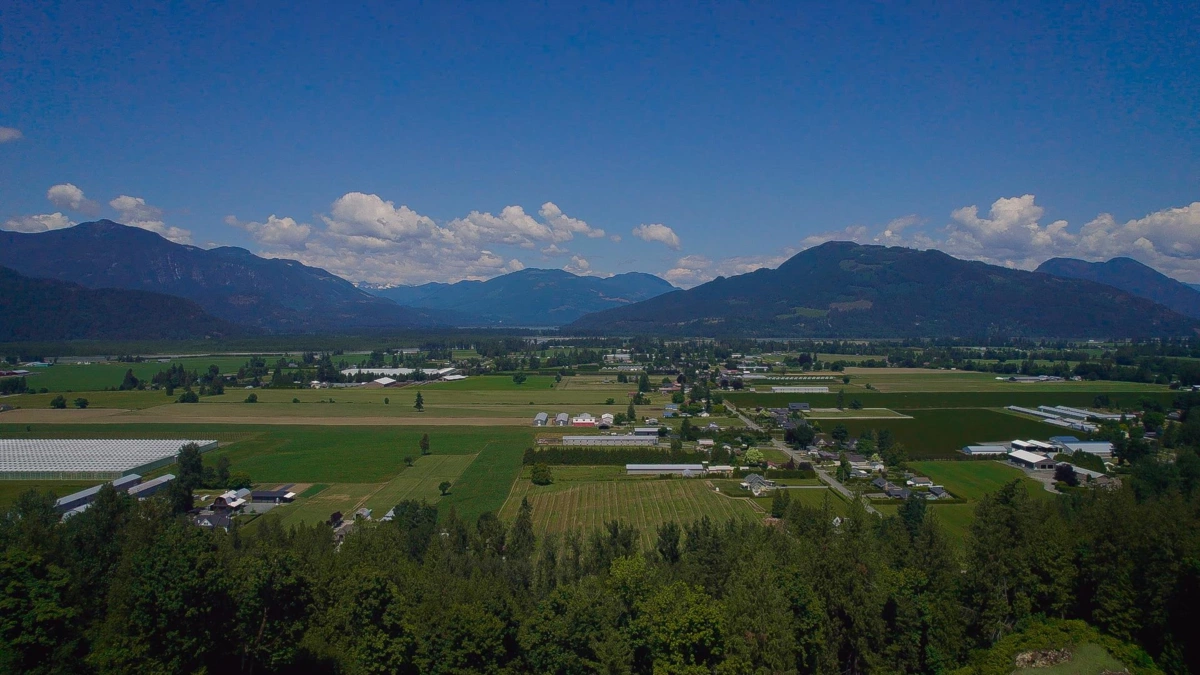 Kitchen Photo of 47262 Valerie Place, Chilliwack, BC