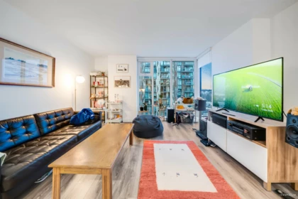 1108 8181 Chester Street, Vancouver, BC, Vancouver — Apartment/Condo for sale