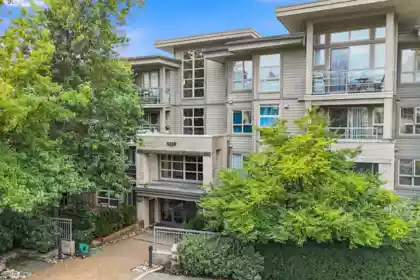 321 9339 University Crescent, Burnaby, BC, Simon Fraser Univer. — 1 bed apartment/condo for sale