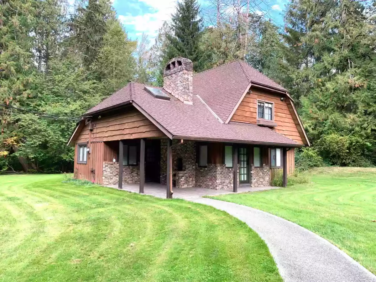 Exterior Rear Photo of 29933 Anderson Avenue, Mission, BC