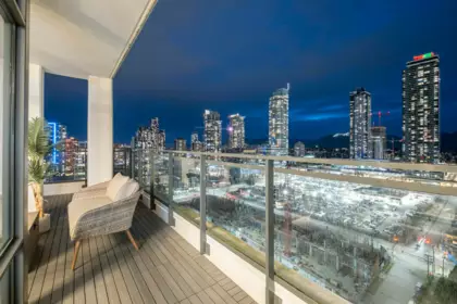 2703 2378 Alpha Avenue, Burnaby, BC, Burnaby — Apartment/Condo for sale