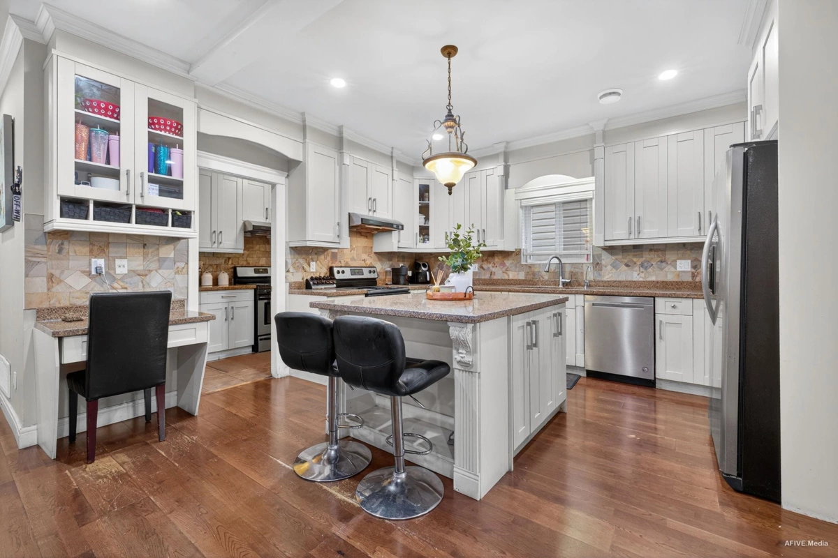 Bedroom 3 Photo of 17372 64a Avenue, Surrey, BC