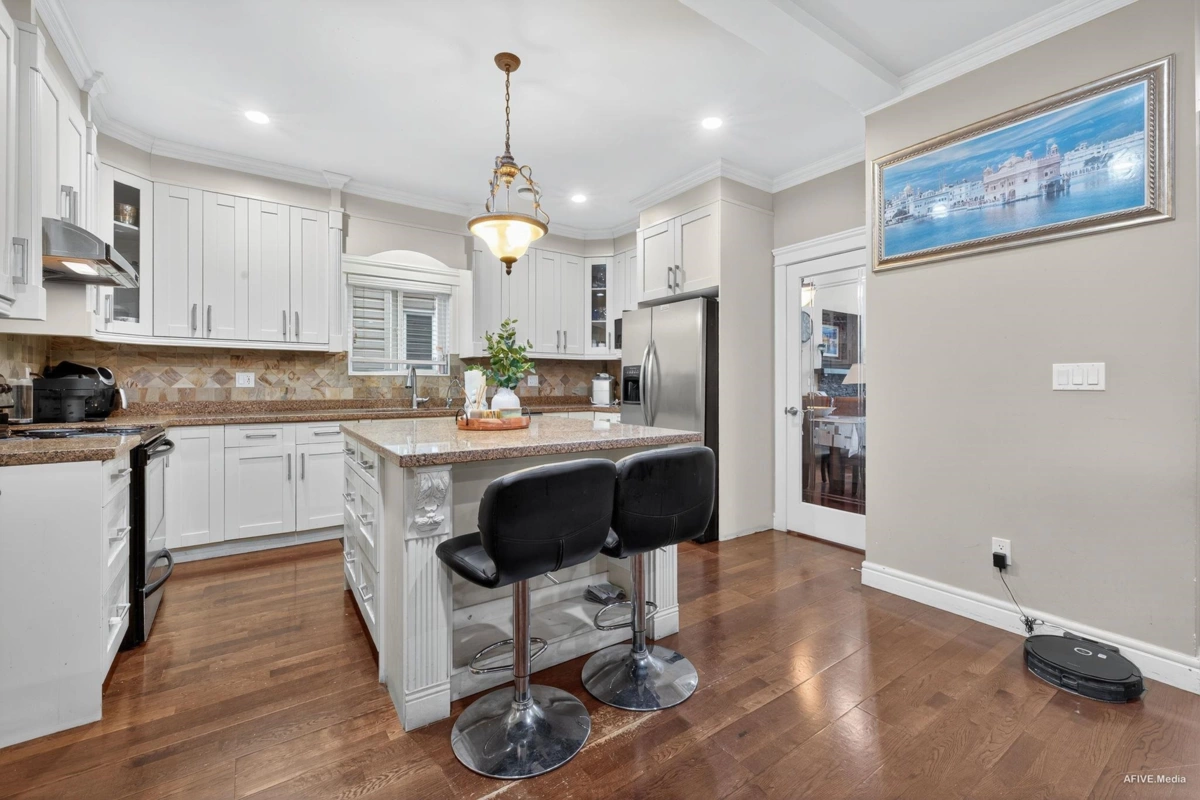 Bedroom 4 Photo of 17372 64a Avenue, Surrey, BC