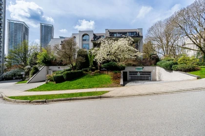 402 1945 Woodway Place, Burnaby, BC, Burnaby — Apartment/Condo for sale