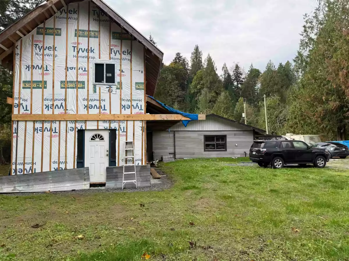 Living Room Photo of 30727 Keystone Avenue, Mission, BC