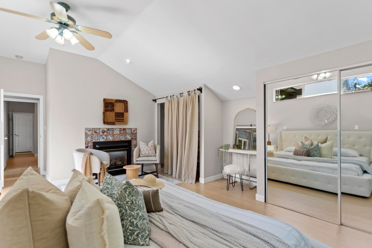 Bedroom 2 Photo of 1232 W 21st Street, North Vancouver, BC