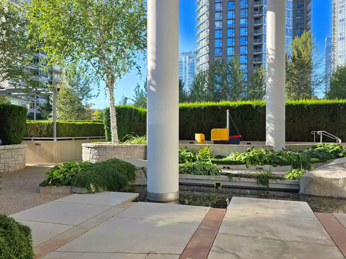 Garden / Landscaping Photo of 2503 1483 Homer Street, Vancouver, BC