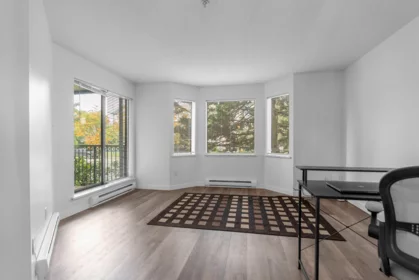 Living Room Photo of 108 20454 53 Avenue, Langley, BC