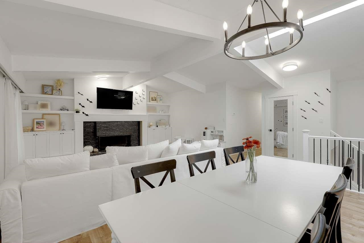 Living Room Photo of 1493 54 Street, Delta, BC