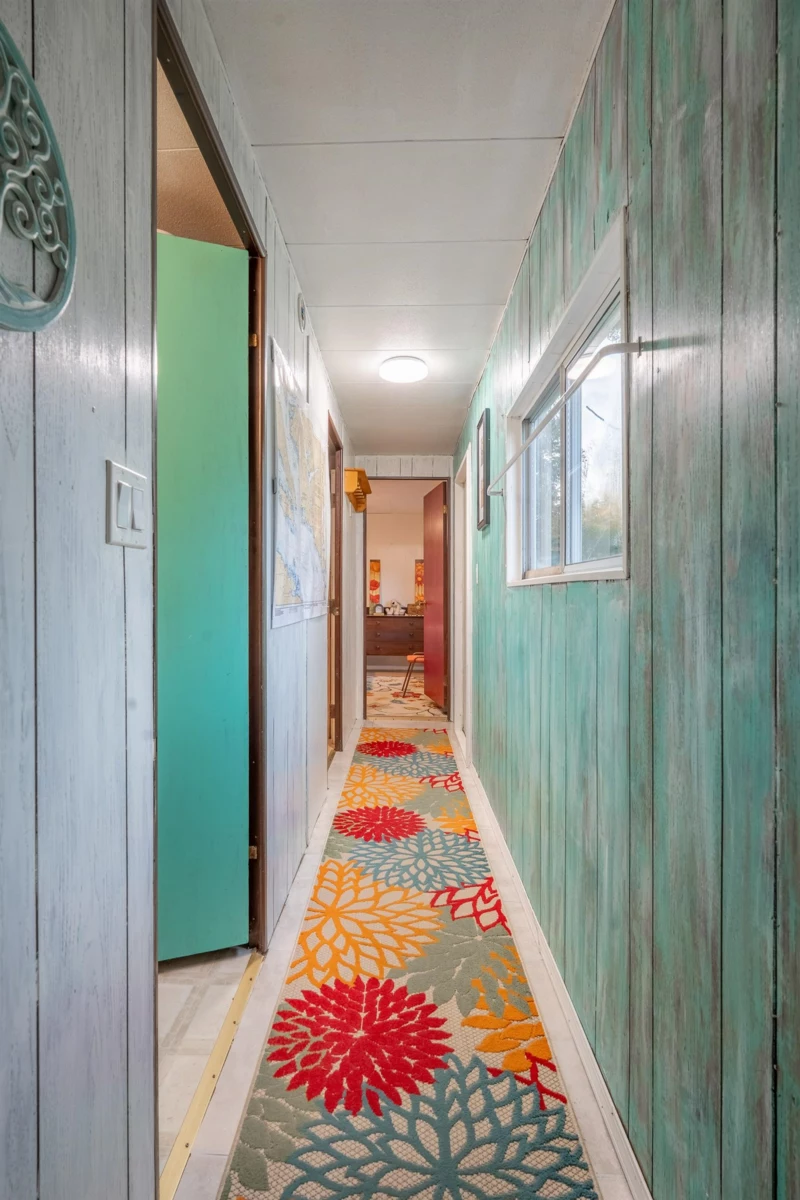 Bedroom 3 Photo of 1 4514 Sunshine Coast Highway, Sechelt, BC