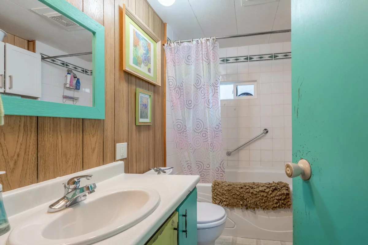 Bedroom 4 Photo of 1 4514 Sunshine Coast Highway, Sechelt, BC