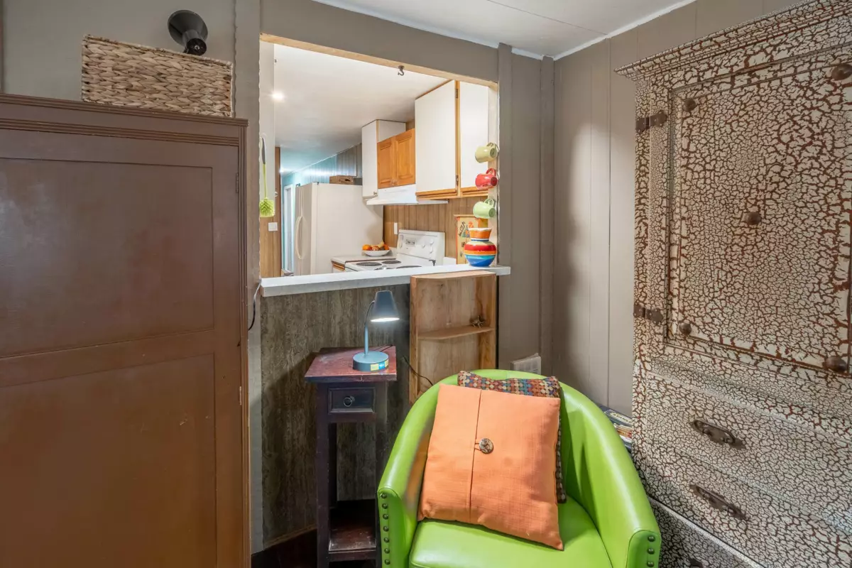 Breakfast Nook Photo of 1 4514 Sunshine Coast Highway, Sechelt, BC