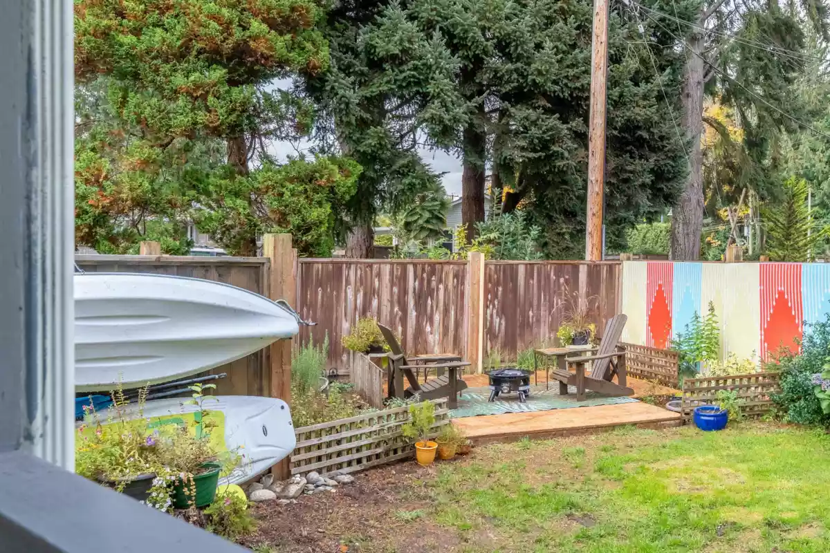 Garage Interior Photo of 1 4514 Sunshine Coast Highway, Sechelt, BC