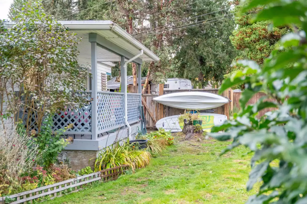 Outdoor Patio Photo of 1 4514 Sunshine Coast Highway, Sechelt, BC