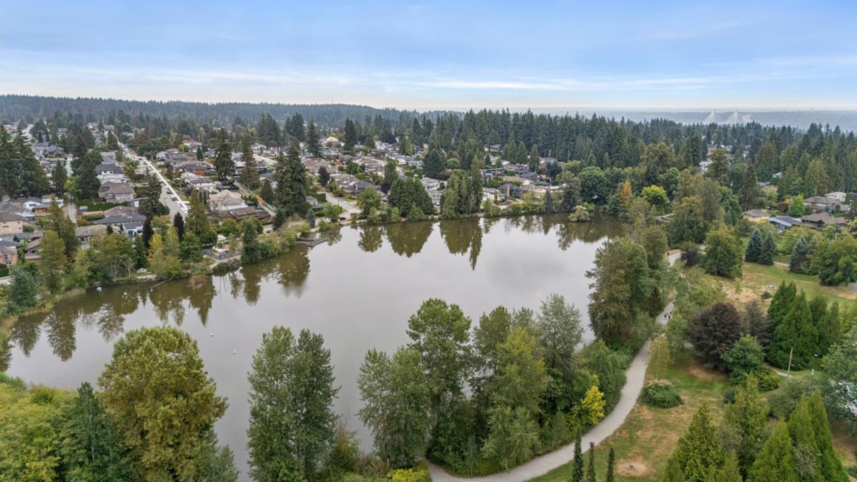 Basement Recreation Room Photo of 674 Blue Mountain Street, Coquitlam, BC