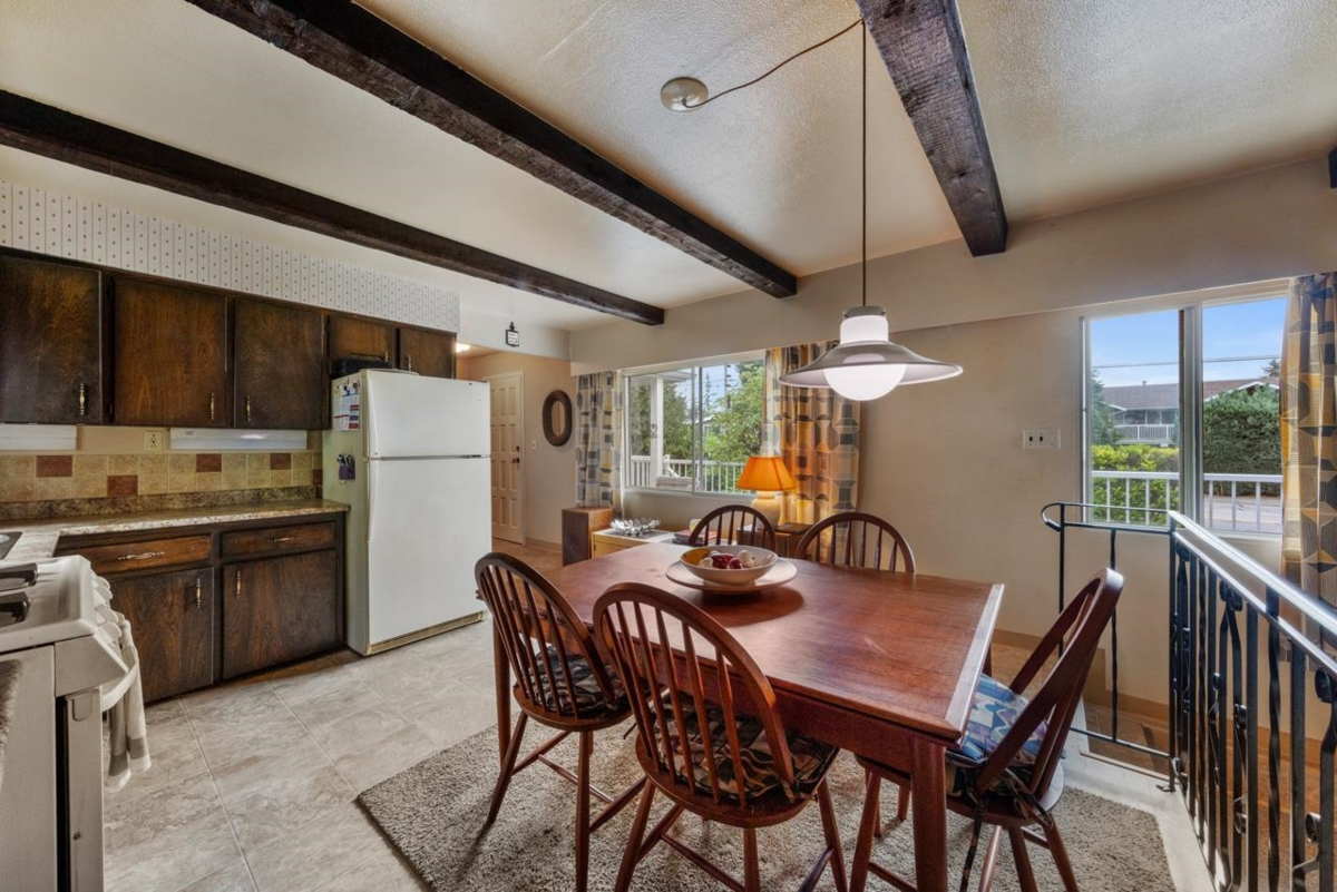 Dining Area Photo of 674 Blue Mountain Street, Coquitlam, BC