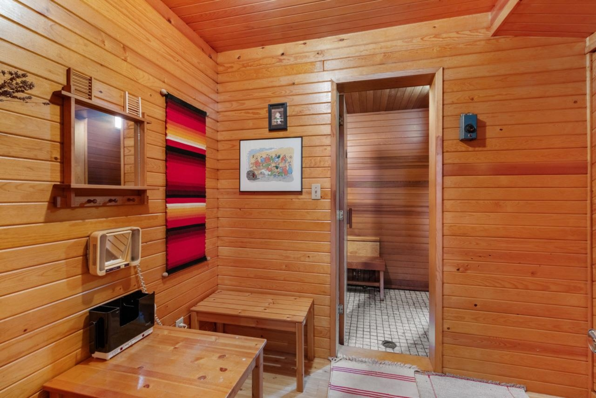 Primary Bathroom Photo of 674 Blue Mountain Street, Coquitlam, BC