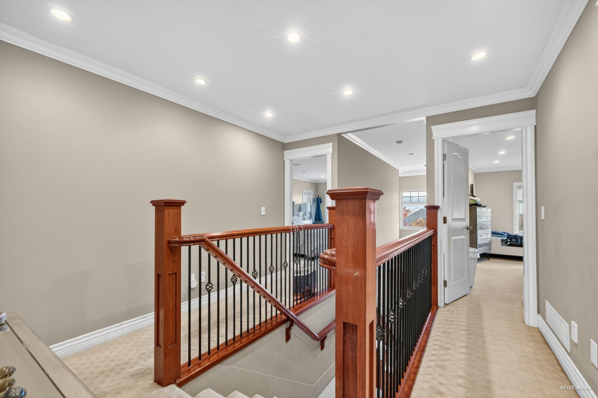 Basement Recreation Room Photo of 15858 114 Avenue, Surrey, BC