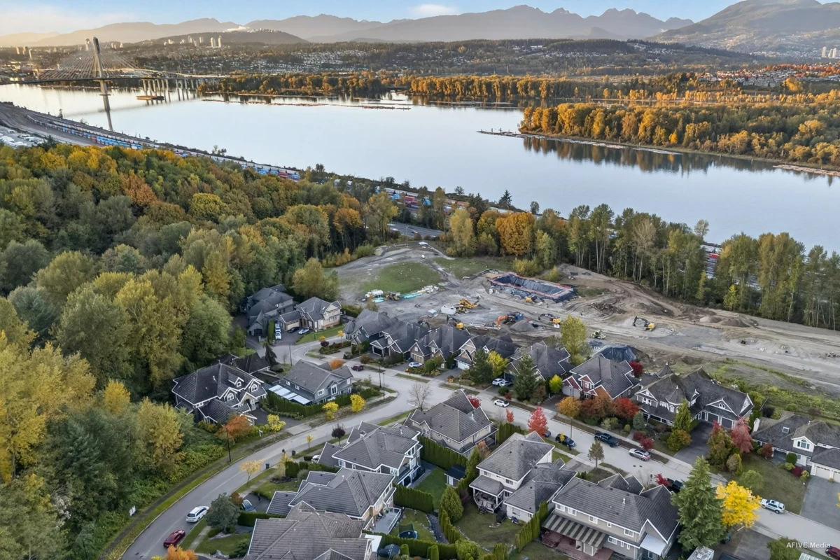 Family Room Photo of 15858 114 Avenue, Surrey, BC
