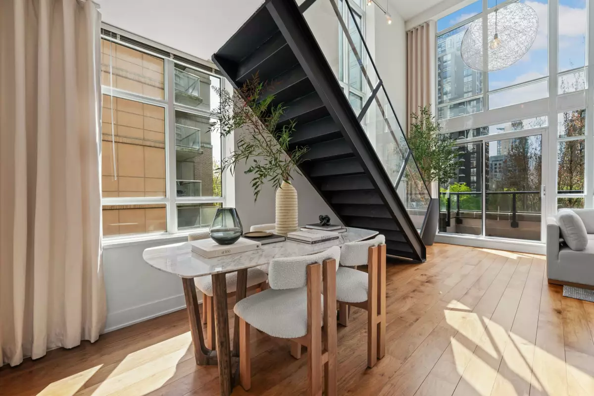 Breakfast Nook Photo of 403 988 Richards Street, Vancouver, BC