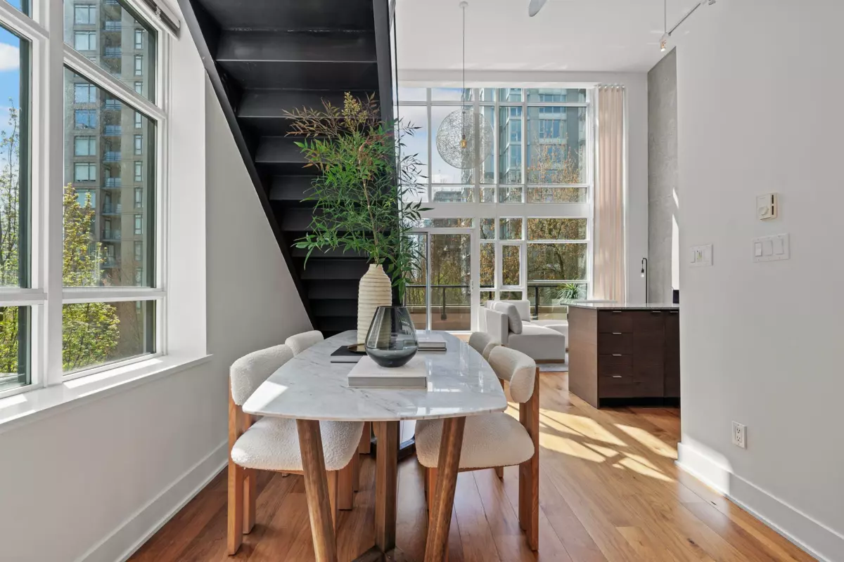 Primary Bathroom Photo of 403 988 Richards Street, Vancouver, BC