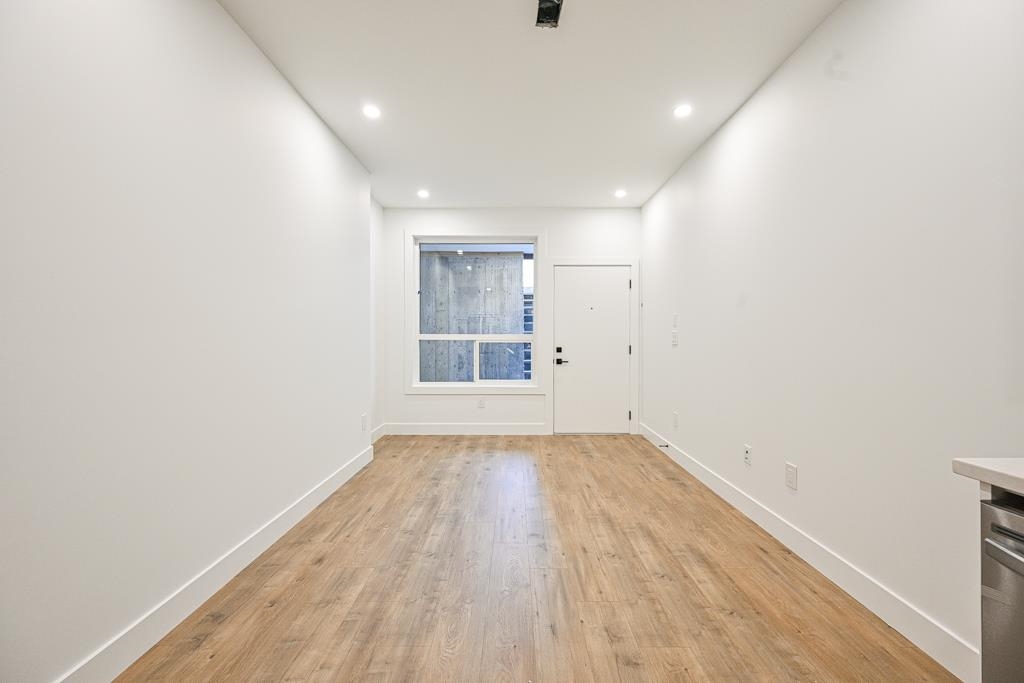 Backyard Photo of 1 10739 Vista Place, Delta, BC