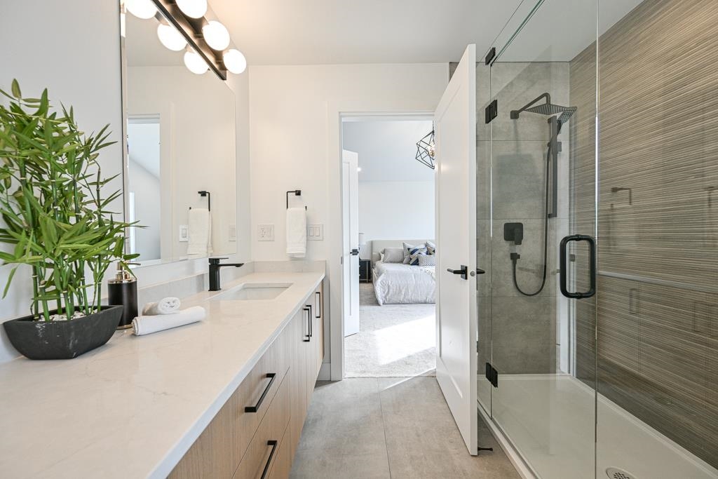 Entry Foyer Photo of 1 10739 Vista Place, Delta, BC