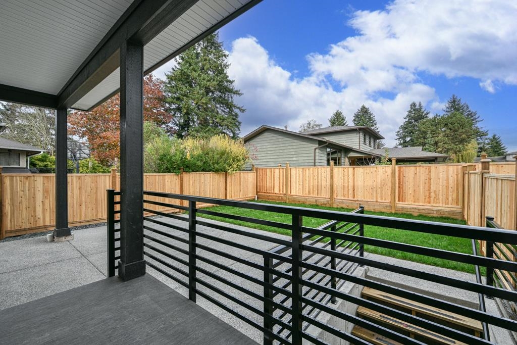 Swimming Pool Photo of 1 10739 Vista Place, Delta, BC