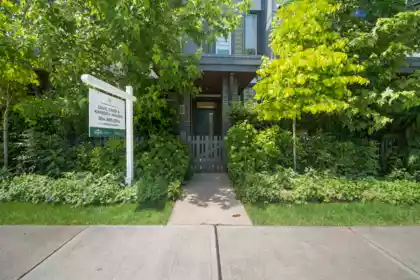 20 20763 76 Avenue, Langley, BC, Langley — Townhouse for sale