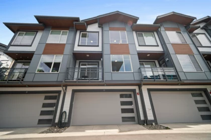 20 20763 76 Avenue, Langley, BC, Langley — Townhouse for sale