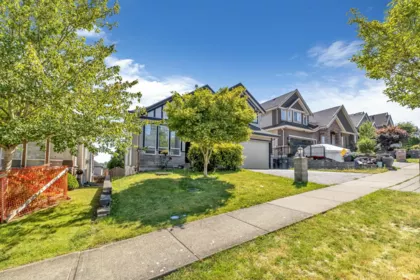 18910 55 Avenue, Surrey, BC, Surrey — Single Family Residence for sale