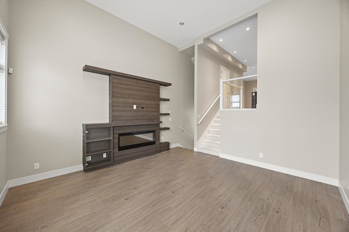 Breakfast Nook Photo of 41 2888 156 Street, Surrey, BC