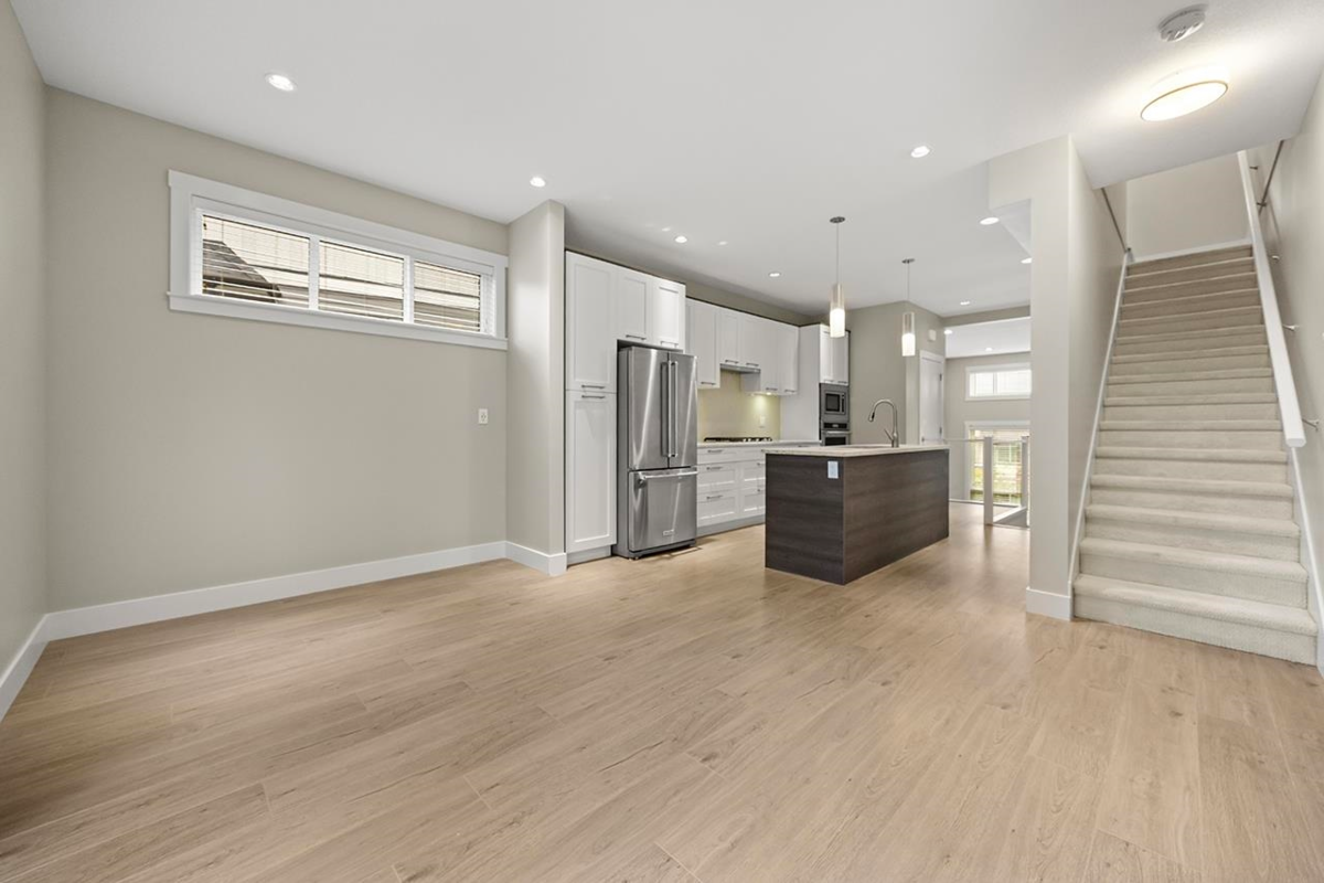 Guest Bathroom Photo of 41 2888 156 Street, Surrey, BC