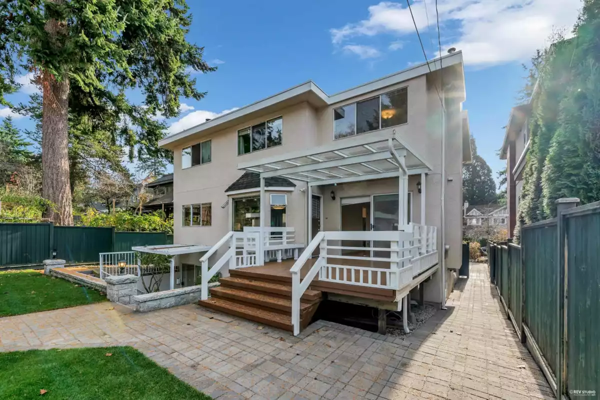 Outdoor Kitchen Photo of 3979 W 33rd Avenue, Vancouver, BC