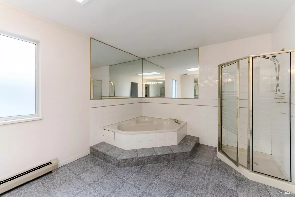 Laundry Room Photo of 6633 Montgomery Street, Vancouver, BC