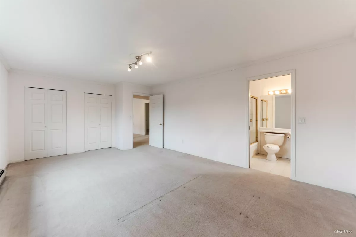 Mudroom Photo of 6633 Montgomery Street, Vancouver, BC