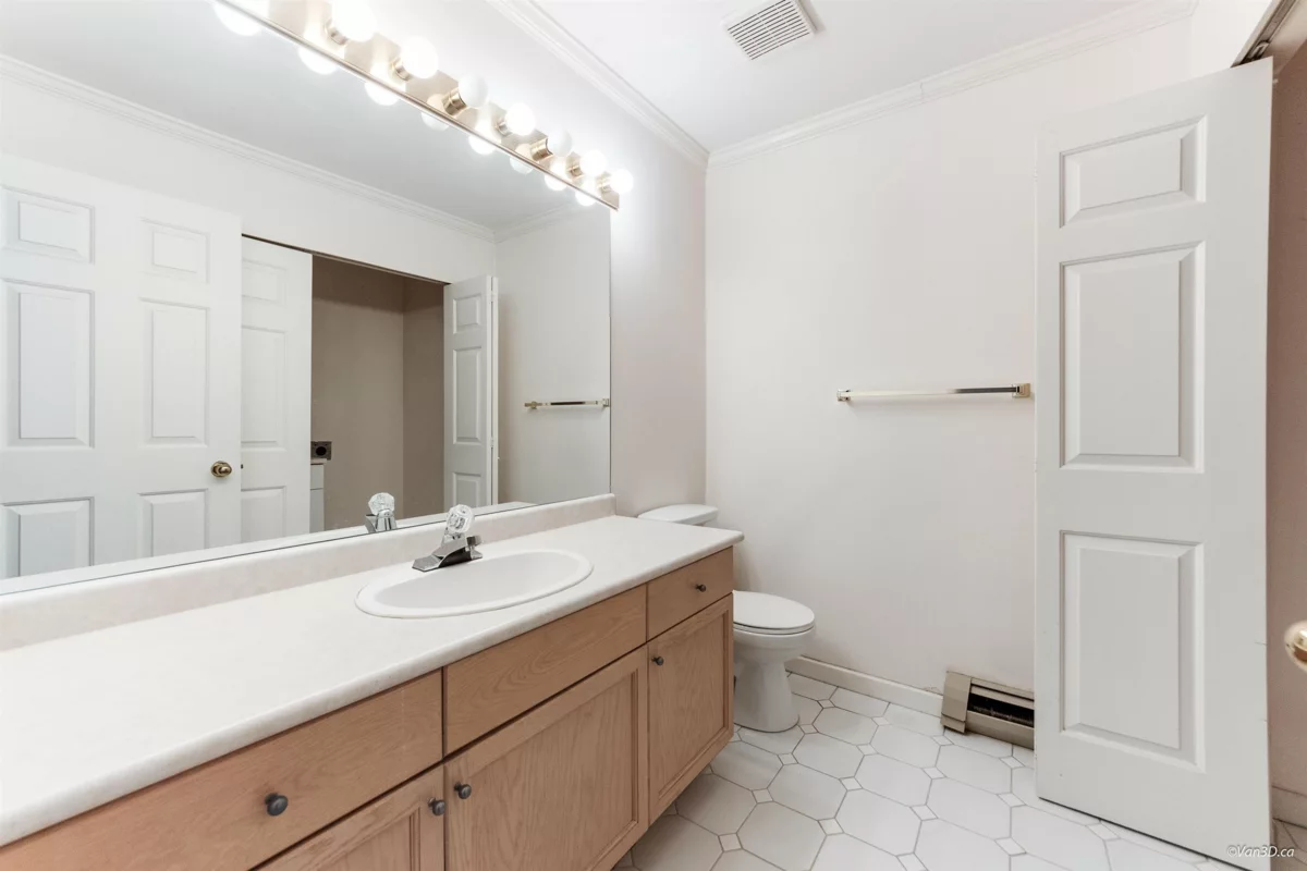 Powder Room Photo of 6633 Montgomery Street, Vancouver, BC