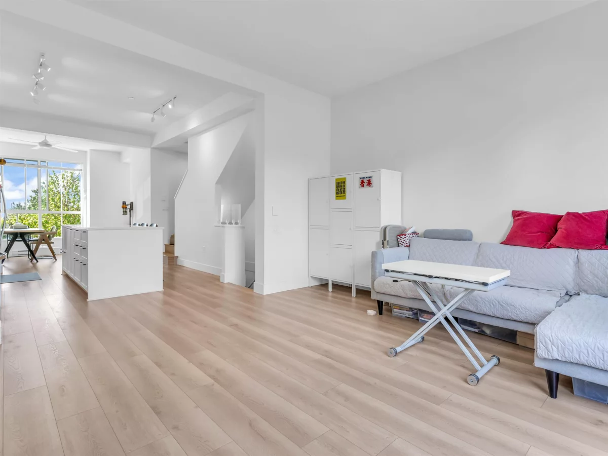 Family Room Photo of 36 4716 Orca Way, Tsawwassen, BC