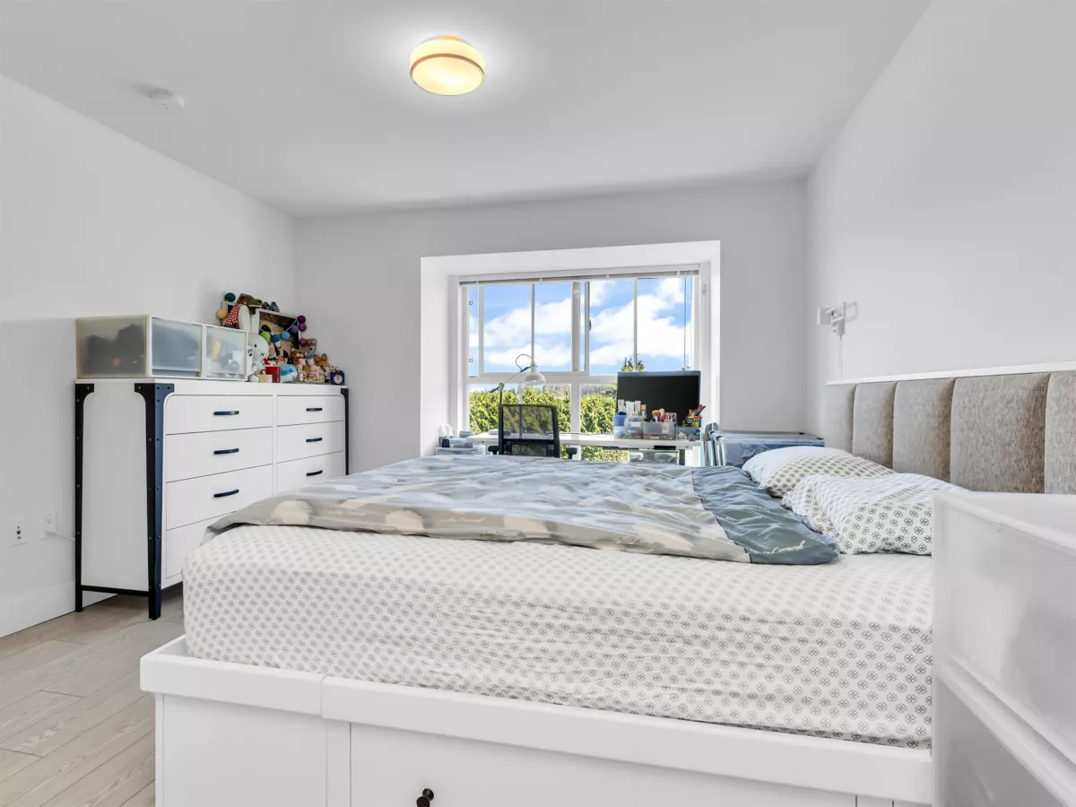 Walk-In Closet Photo of 36 4716 Orca Way, Tsawwassen, BC