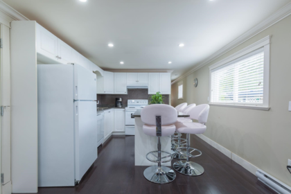 Walk-In Closet Photo of 16 8266 King George Boulevard, Surrey, BC