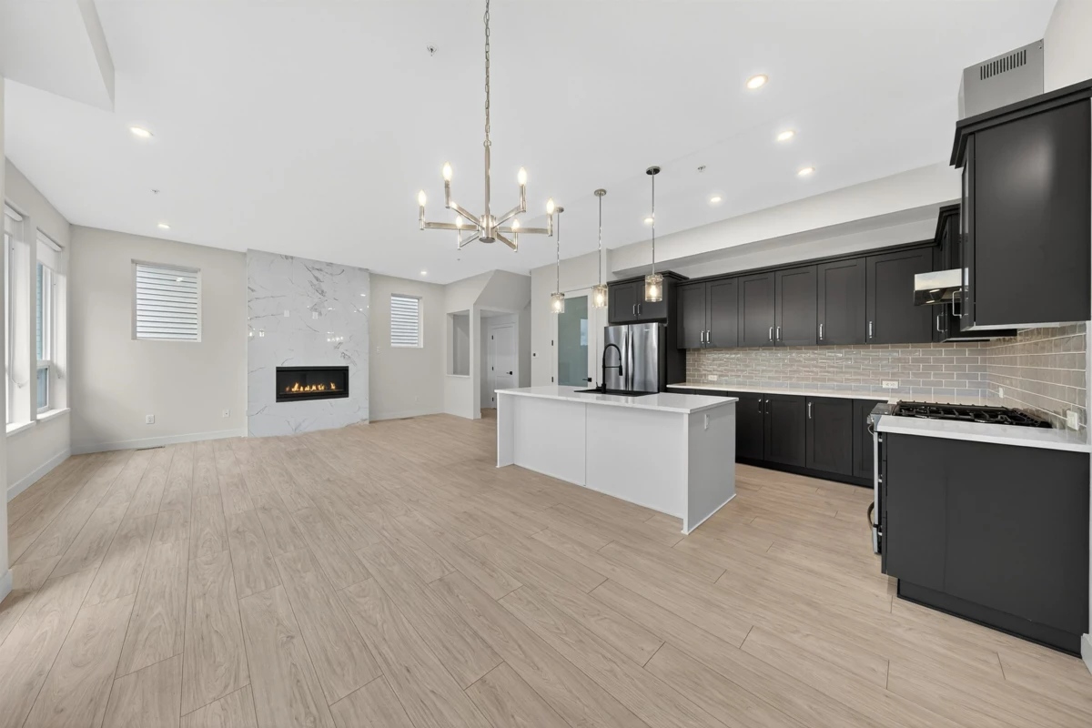 Basement Recreation Room Photo of 14111 230 Street, Maple Ridge, BC