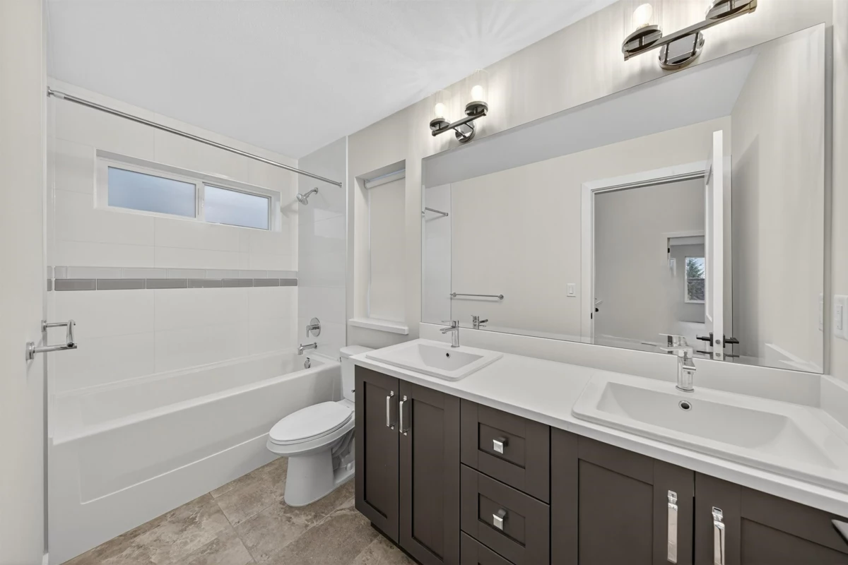 Front Yard Photo of 14111 230 Street, Maple Ridge, BC